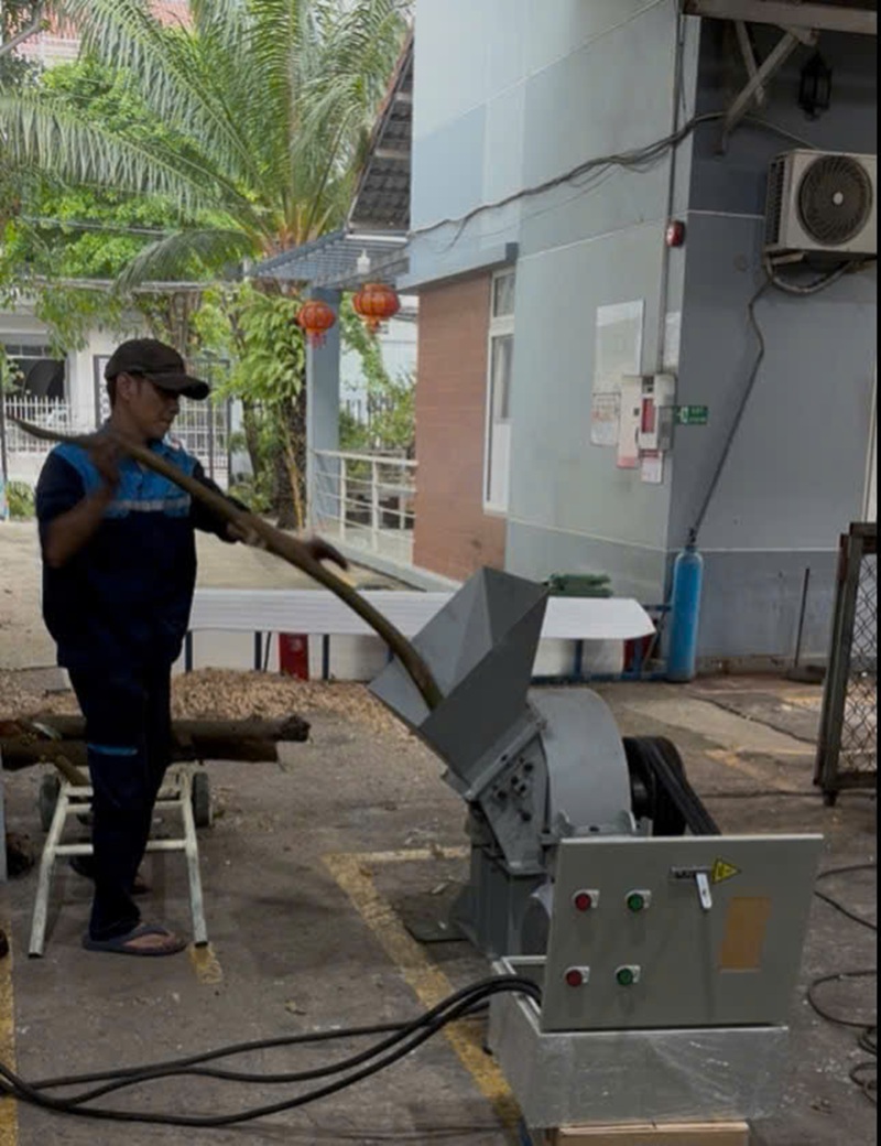 máy nghiền gỗ công suất lớn