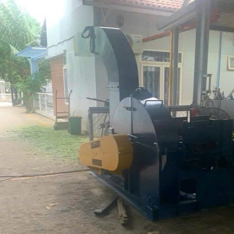 máy nghiền gỗ công suất lớn