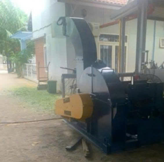 máy băm gỗ giá rẻ